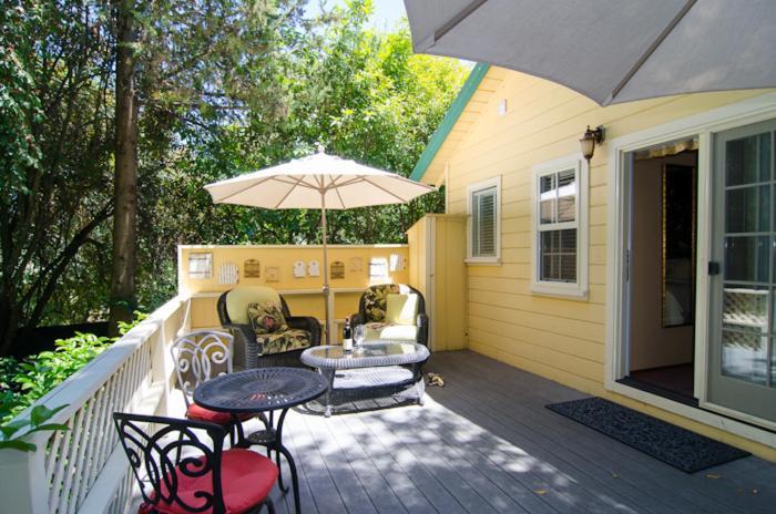Madrona Manor Hotel Healdsburg Exterior photo